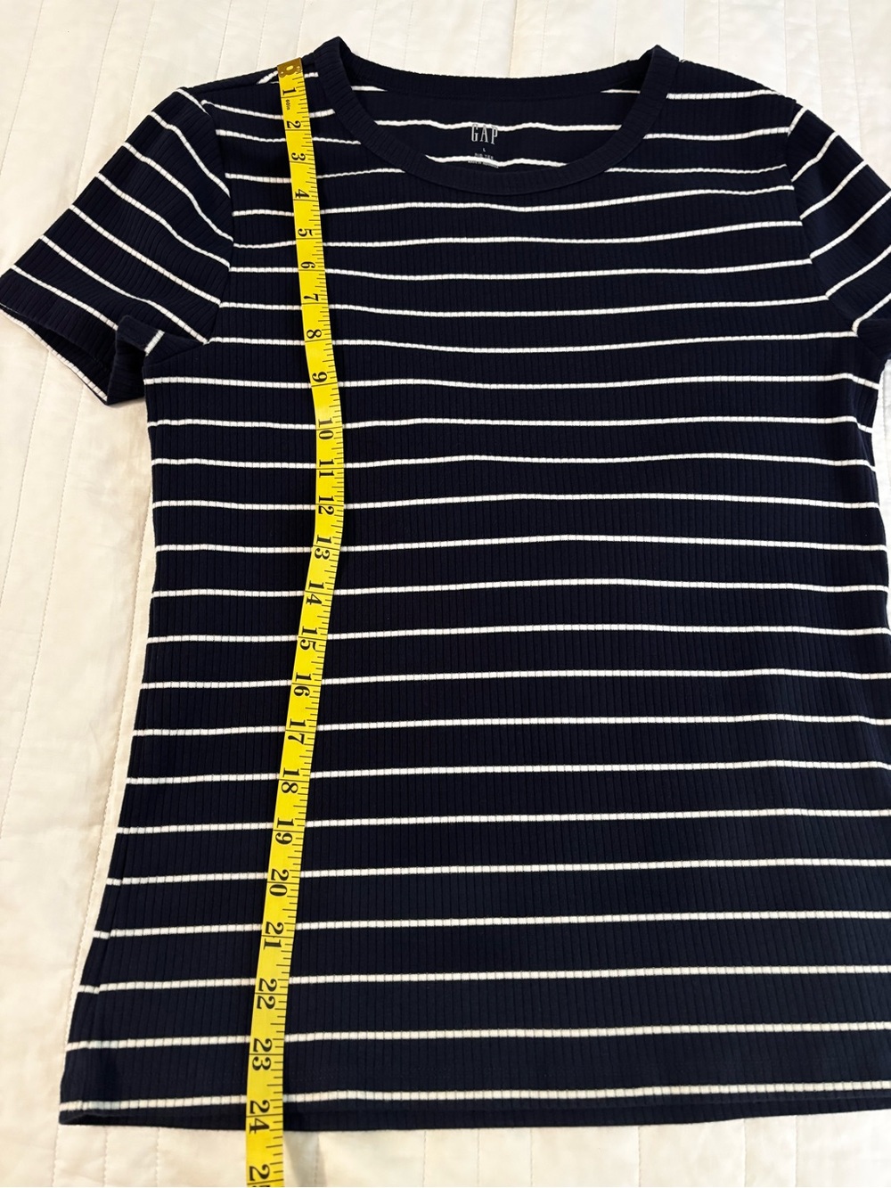 GAP Ribbed Tee - Picture 4 of 5